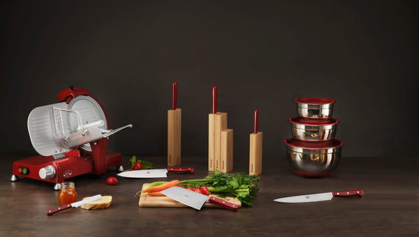 The Timeless Edge: Inside “I Cucinieri” by Coltellerie Berti